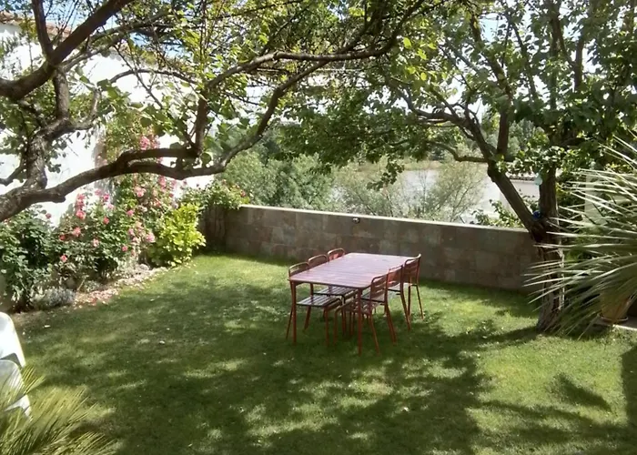 La Casa Del Rio